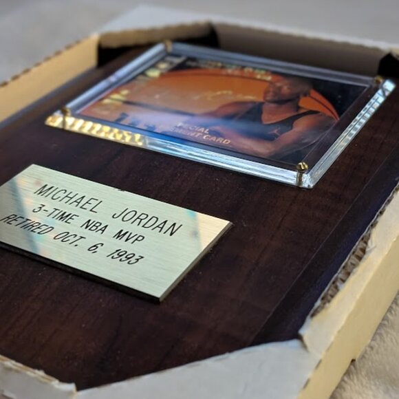 O2 STARLINE COLLECTION Michael Jordan Special Retirement Card - Picture 4 of 5